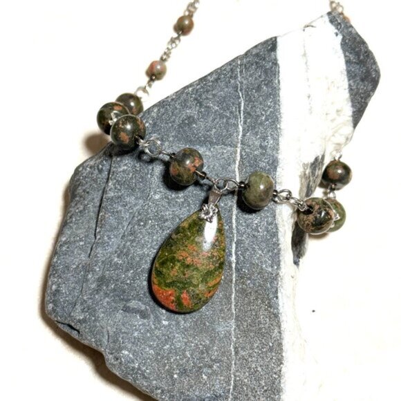 Genuine Jungle Green Unakite Necklace, Natural Gemstone Pendant Necklace - Picture 4 of 16